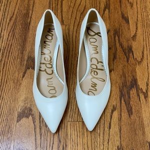 Sam Edelman white pumps Size 7